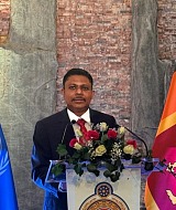 ambassador sumith dassanayake addressing the gathering